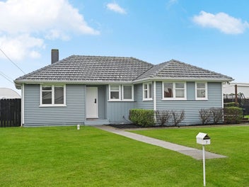 7 Robertson Place, Rukuhia, Hamilton