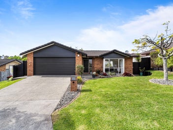 15 Springtide Place, Red Beach, Red Beach