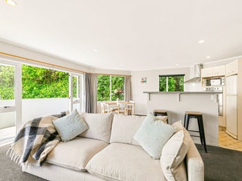 5 Erskine Close, Island Bay, Wellington