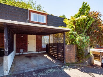 81A Churton Drive, Churton Park, Wellington
