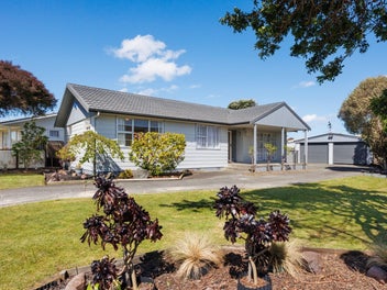 8 Paradise Place, Milson, Palmerston North