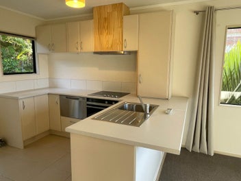 899A East Coast Road, Northcross, Auckland