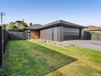 1 Rehua Place, Waiwhakaiho, New Plymouth