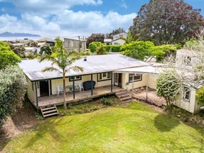 12 Ellen Street, Mangawhai Heads, Mangawhai