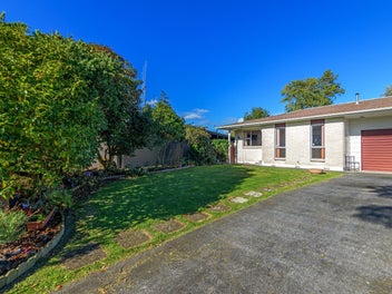 8A Gainsborough Grove, Highbury, Palmerston North