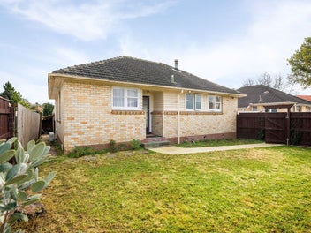 1 Denz Street, Maeroa, Hamilton