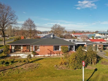 57 Mount Cook Road, Fairlie