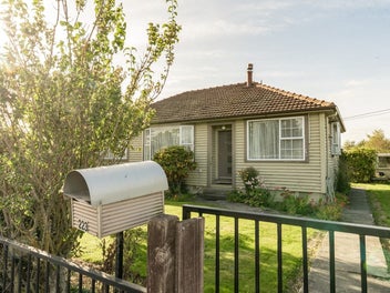 223 Union Street, Milton