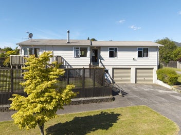 20 Macdonell Street, Hilltop, Taupo