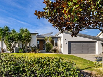 66 Lamorna Road, Parklands, Christchurch