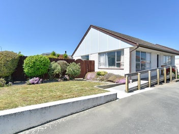1/15 Heathglen Avenue, Parklands, Christchurch