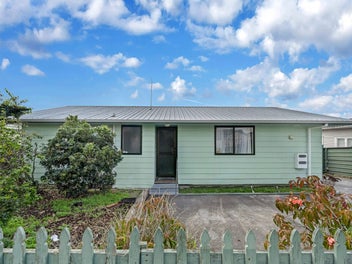 32 Clendon Avenue, Papatoetoe, Manukau