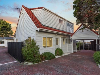 4/31 Wairakei Street, Greenlane, Auckland