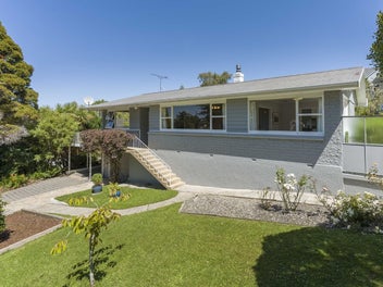 1 Ferntree Drive, Wakari, Dunedin