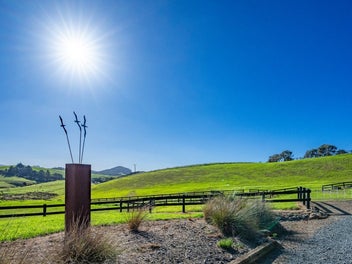 54B Harambee Road, Taiharuru, Parua Bay