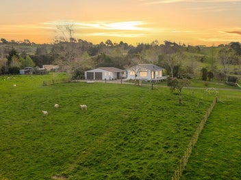 56 Aubrey Road, Stillwater, Silverdale