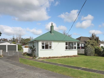 14 Ward Street, Bulls