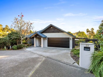 33 Chamari Close, Titirangi, Auckland