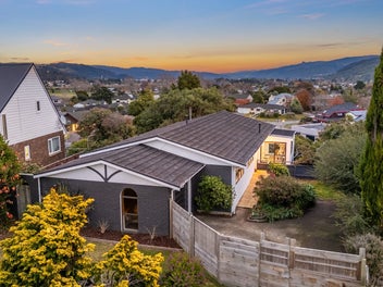 11 Roband Crescent, Brown Owl, Upper Hutt