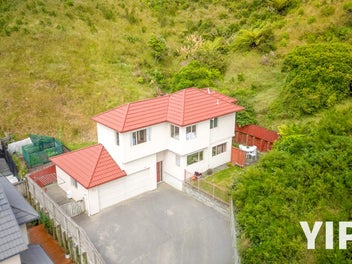 50 Erlestoke Crescent, Churton Park, Wellington