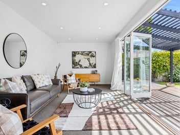 2/151 Idris Road, Strowan, Christchurch