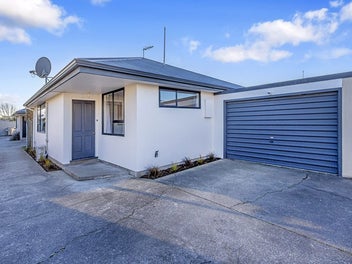 2/39 Buffon Street, Waltham, Christchurch