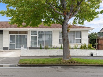 1/6 Valerie Place, Redwood, Christchurch