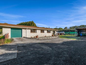 1407 Devon Road, Brixton, Waitara