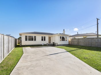 24 Pharazyn Street, Feilding, Feilding