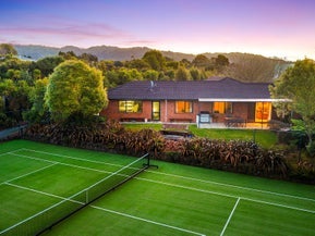 122 Parker Road, Oratia, Auckland