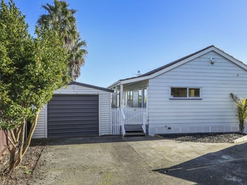 20 Rukumoana Place, Clendon Park, Auckland