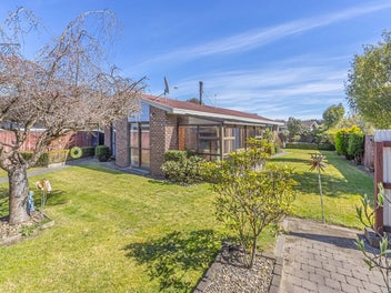 15 Jacaranda Place, Parklands, Christchurch