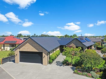 15 Orchard Grove, Netherby, Ashburton