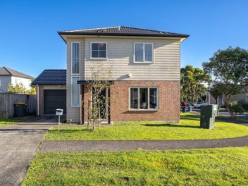 9 Brashier Circle, Sunnyvale, Auckland