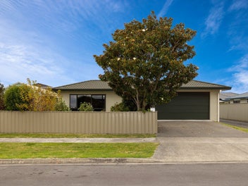 2D Forward Street, Greenmeadows, Napier