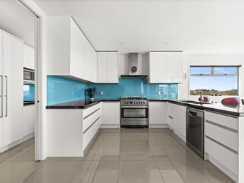 35 Quarry Ridge, Poraiti, Napier