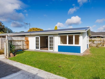 15B Churchill Avenue, Hokowhitu, Palmerston North
