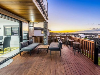 54 Armstrong Farm DR, East Tāmaki Heights, Auckland