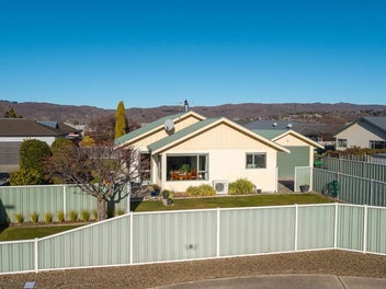4 Spruce Close, Alexandra, Alexandra
