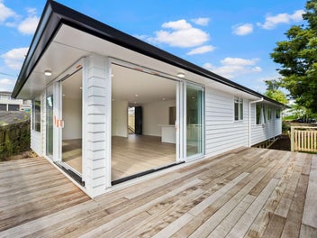 6A Alston Avenue, Kelston, Auckland