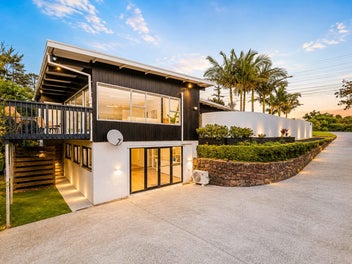 137 Albany Highway, Unsworth Heights, Auckland
