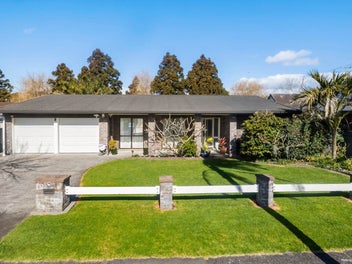 19 Vivian Wilson Drive, Eastern Beach, Auckland