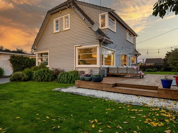 212 Weston Road, St Albans, Christchurch