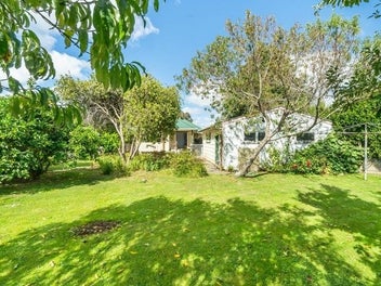 4 Davis Crescent, Elderslea, Upper Hutt