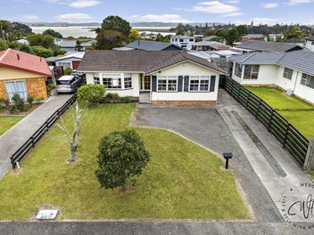 22 Allington Road, Massey, Auckland