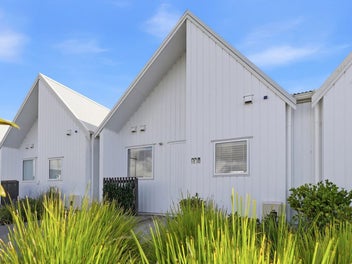 32B Taikura Avenue, Red Beach, Red Beach