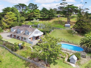 55 Messenger Road, Silverdale, Auckland