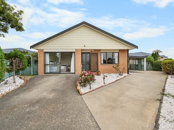 9 Harvard Court, Melville, Hamilton
