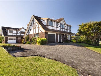 15A Cooneys Drive, Matua, Tauranga