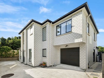 17D Kerrydale Road, Manurewa, Auckland